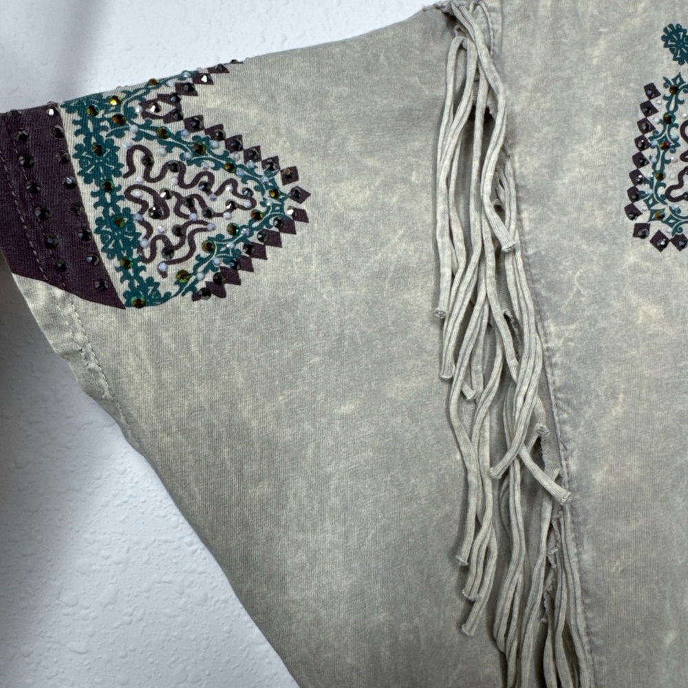 Vocal Beige Embroidered Fringe Tee - Picture 4 of 10